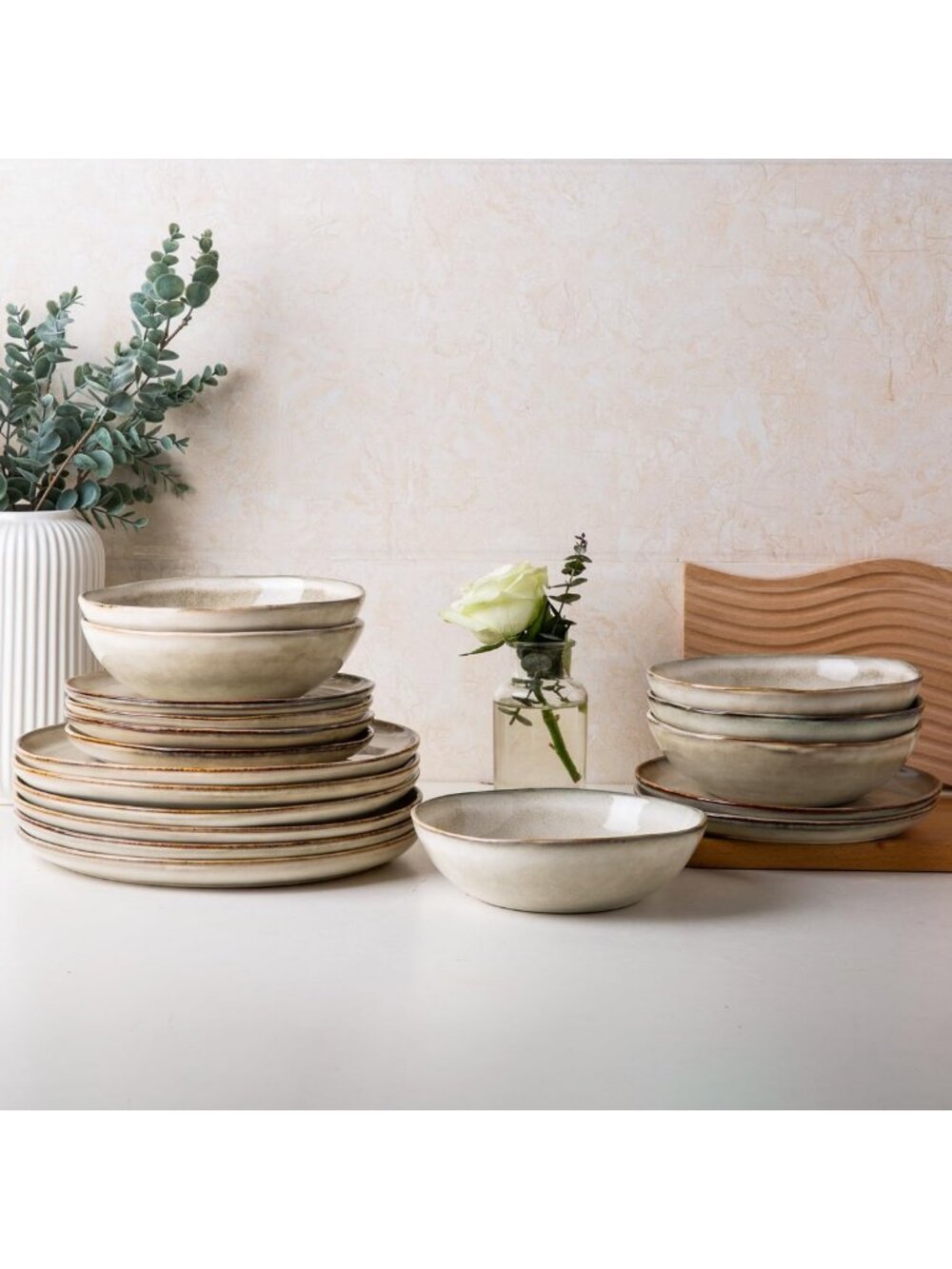 Elegant Ceramic Dinnerware Set for 8 | 24-Piece Plates & Bowls Collection